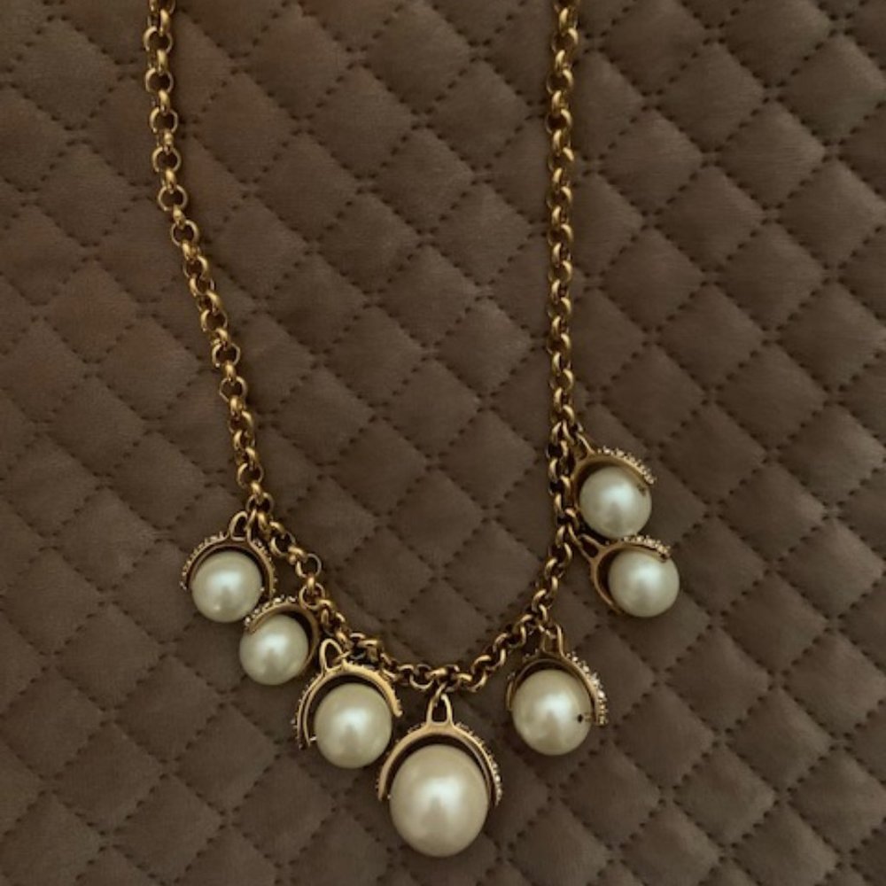 Gold Necklace with pearl drops